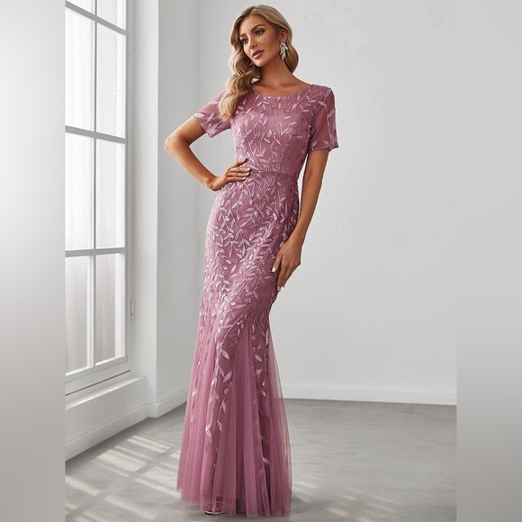 🆕 Floral Sequin Print Maxi Long Fishtail Formal Dresses With Half Sleeve - Picture 1 of 3